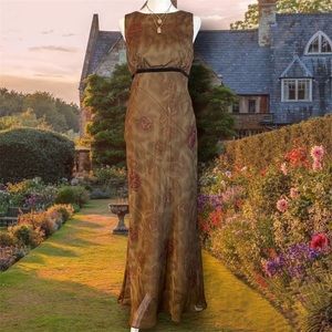 Earth tone floral gown size 6 high neck flowy back vintage 90s